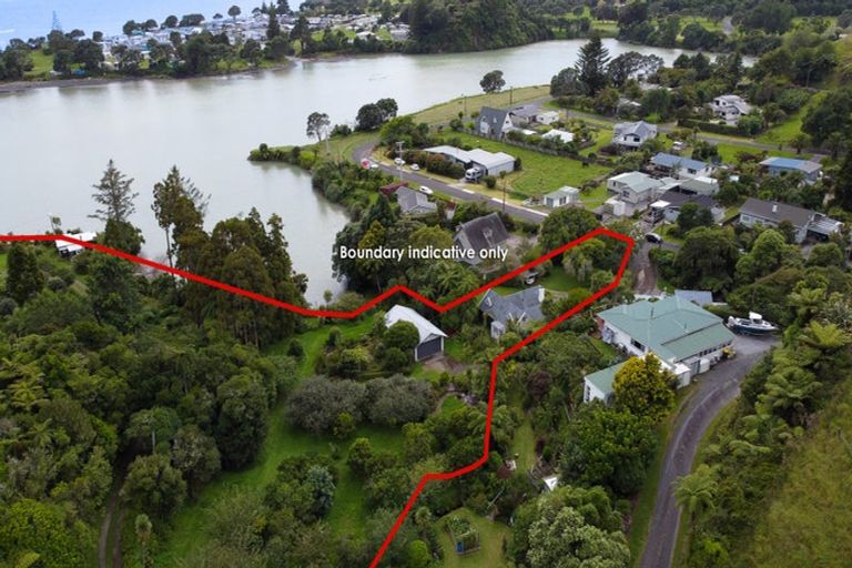 Photo of property in 39 Whakapaki Street, Urenui, 4375