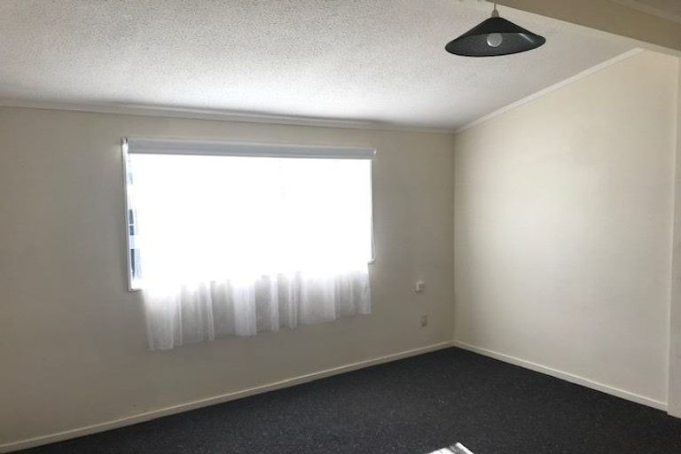 Photo of property in 7a Rondane Place, Tirohanga, Lower Hutt, 5010