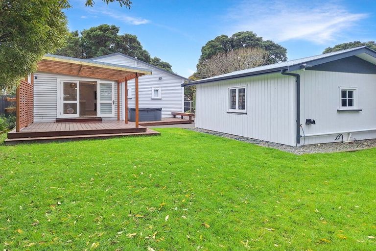 Photo of property in 20 Thornycroft Avenue, Epuni, Lower Hutt, 5011