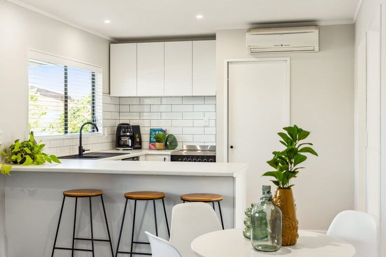 Photo of property in 19c Hurley Road, Paraparaumu Beach, Paraparaumu, 5032