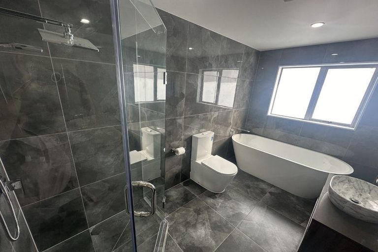 Photo of property in 13 Rimini Place, Clover Park, Auckland, 2023