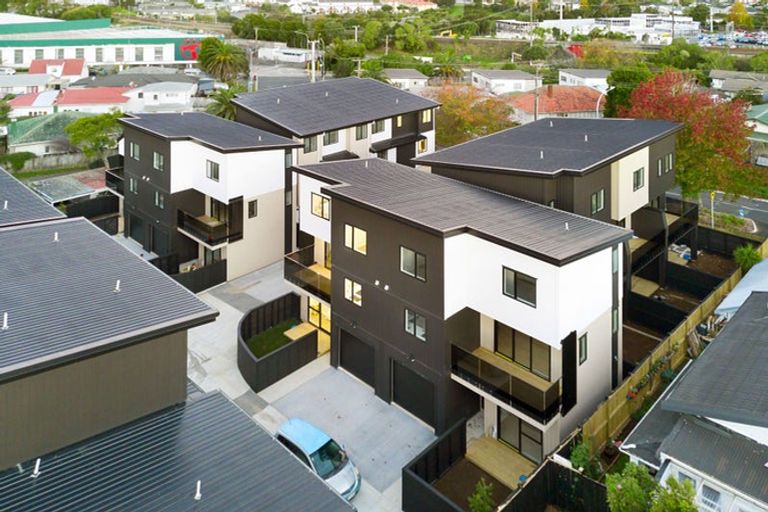 Photo of property in 5/13 Arawa Street, New Lynn, Auckland, 0600