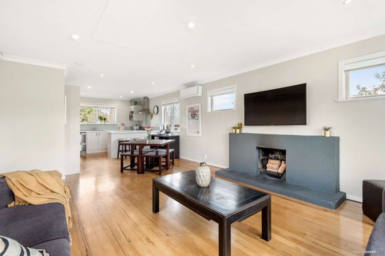 Photo of property in 14 Challinor Street, Pakuranga, Auckland, 2010