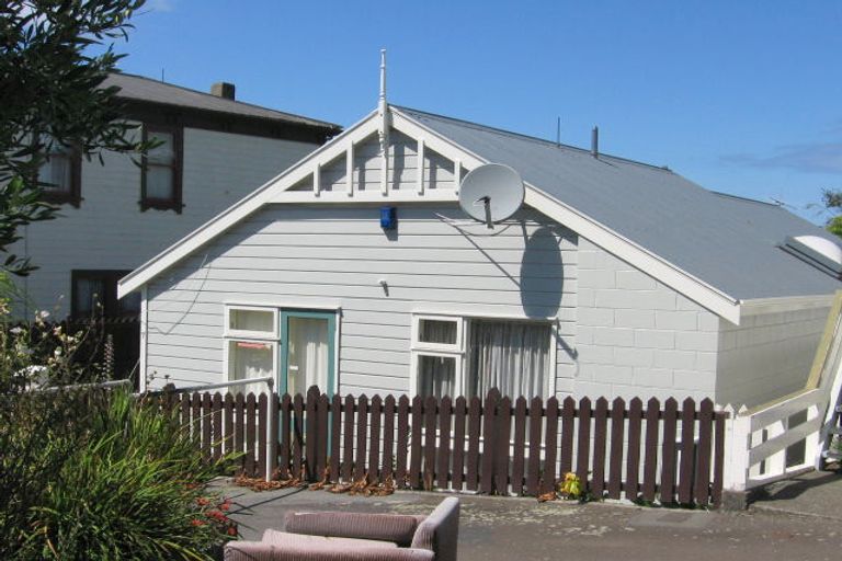 Photo of property in 7 Howard Street, Mount Cook, Wellington, 6021