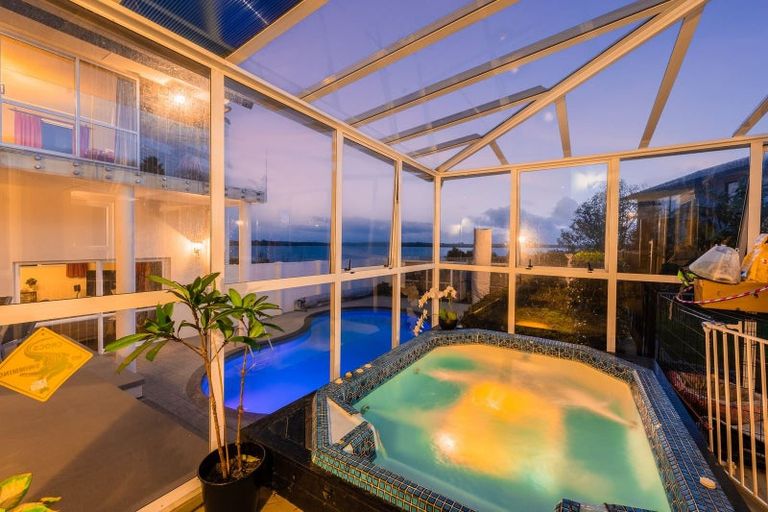 Photo of property in 43 St Annes Crescent, Wattle Downs, Auckland, 2103