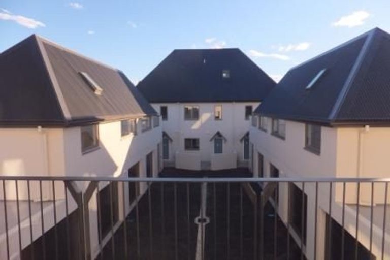 Photo of property in 3/155 Peterborough Street, Christchurch Central, Christchurch, 8013
