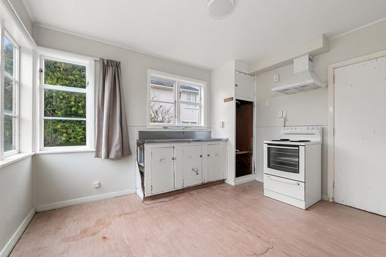 Photo of property in 8 Lyall Place, Bryndwr, Christchurch, 8053