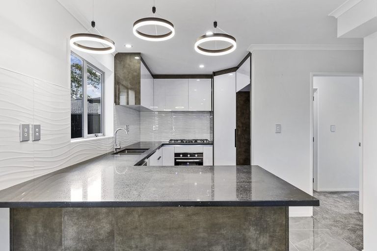 Photo of property in 58a Gloucester Road, Manurewa, Auckland, 2102