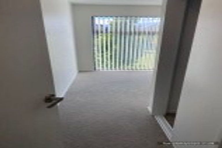 Photo of property in 18 Whai Hua Lane, Mangere Bridge, Auckland, 2022