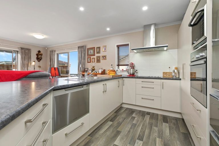 Photo of property in 32 Havenbrook Way, Pyes Pa, Tauranga, 3112