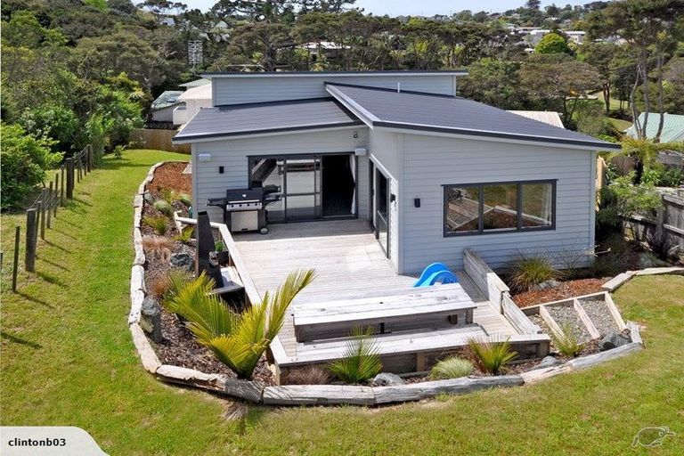 Photo of property in 24 Shadon Place, Stanmore Bay, Whangaparaoa, 0932