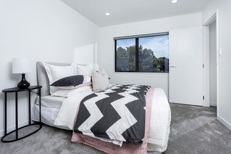Photo of property in 10a Mescal Street, Massey, Auckland, 0614