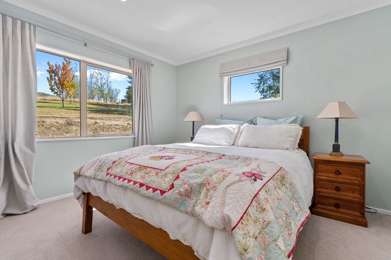 Photo of property in 8b Queensberry Terrace, Queensberry, Cromwell, 9383