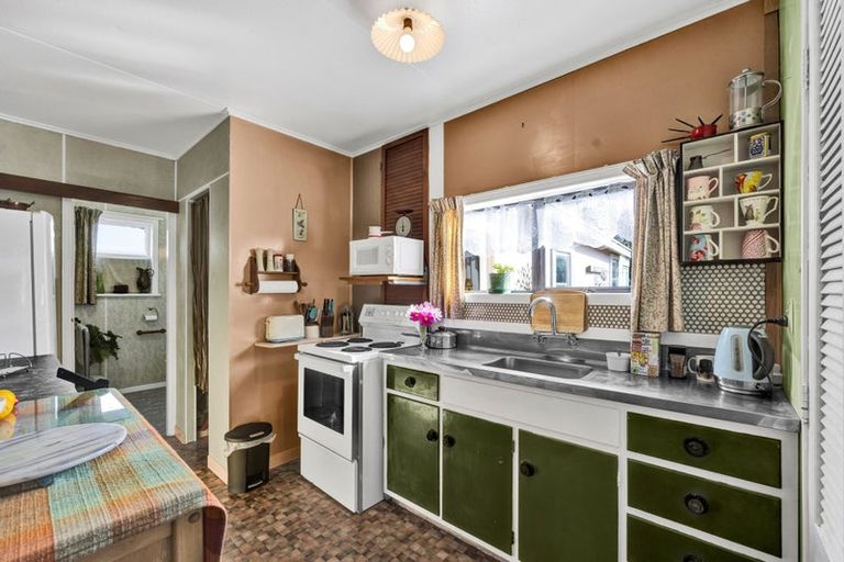 Photo of property in 11 Dorset Street, Patea, 4520