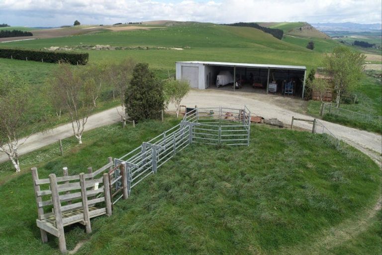 Photo of property in 341 Airedale Road, Weston, Oamaru, 9492