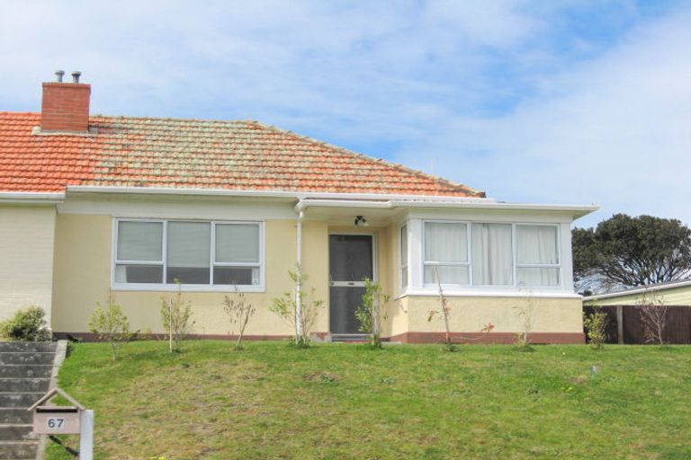 Photo of property in 67 Selwyn Crescent, College Estate, Whanganui, 4500