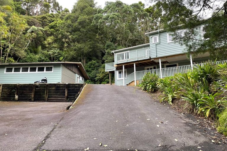 Photo of property in 75 Park Road, Titirangi, Auckland, 0604