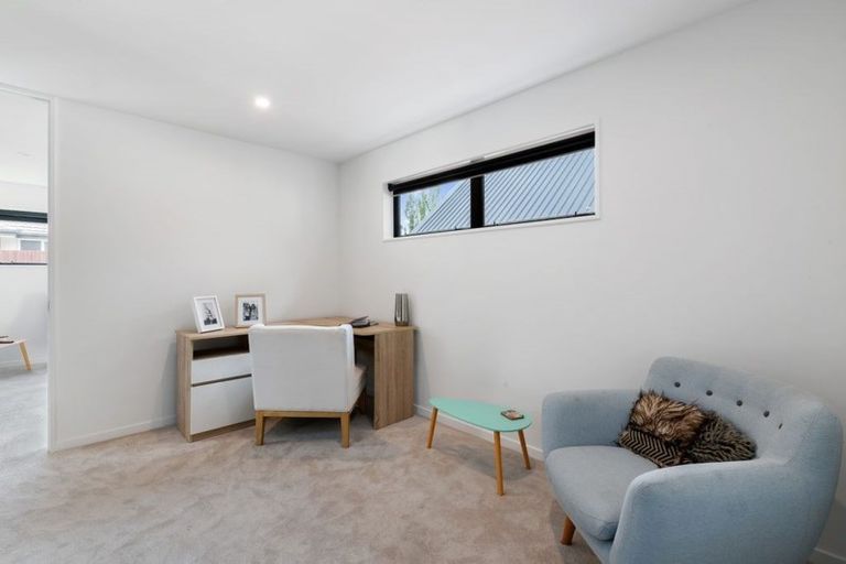 Photo of property in 19 Kohunga Crescent, Bottle Lake, Christchurch, 8083