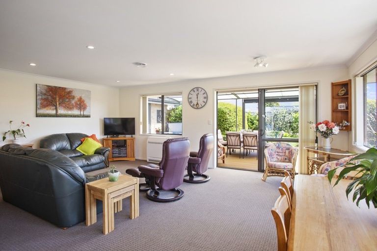 Photo of property in 12 Hoggard Place, Katikati, 3129