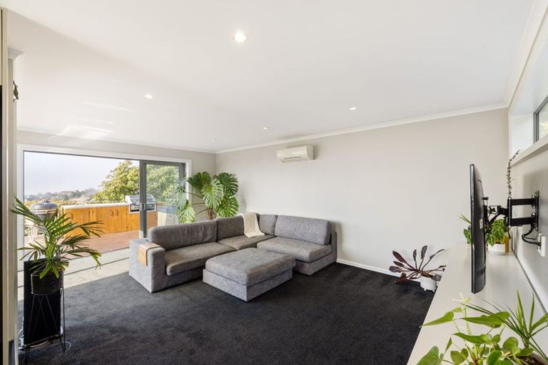 Photo of property in 170 Mount Pleasant Road, Mount Pleasant, Christchurch, 8081