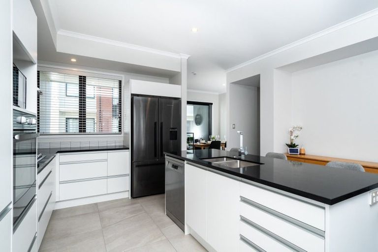 Photo of property in 5 Eyton Kay Road, Hobsonville, Auckland, 0616