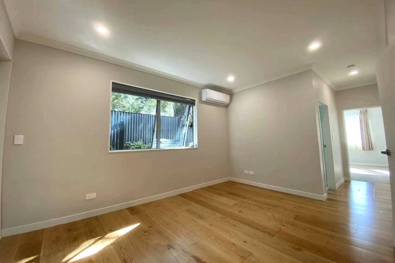 Photo of property in 96a Velma Road, Hillcrest, Auckland, 0627