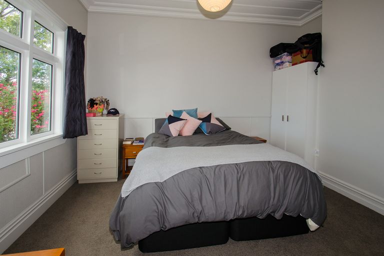 Photo of property in 184 South Road, Caversham, Dunedin, 9012