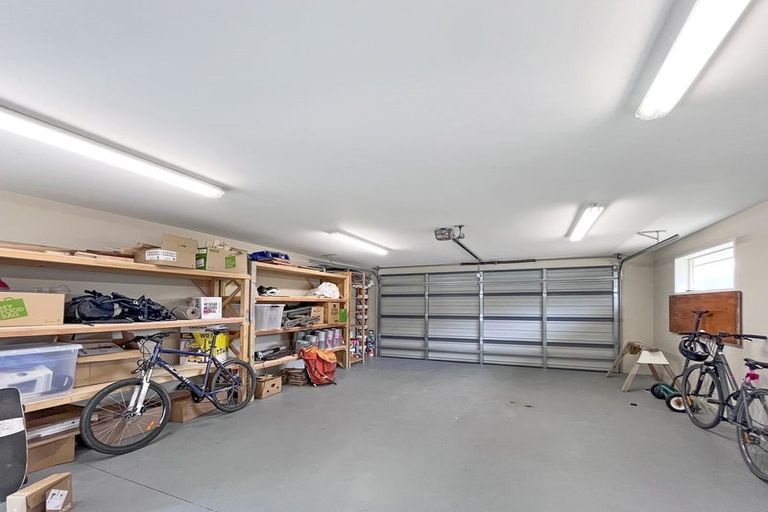 Photo of property in 14 Irishman Drive, Twizel, 7901