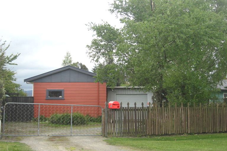 Photo of property in 18 Woodside Road, Oxford, 7430