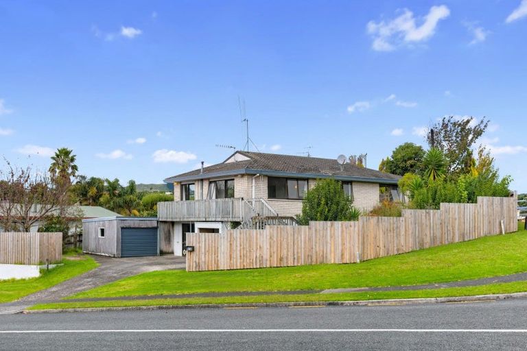 Photo of property in 18 James Cook Drive, Welcome Bay, Tauranga, 3112