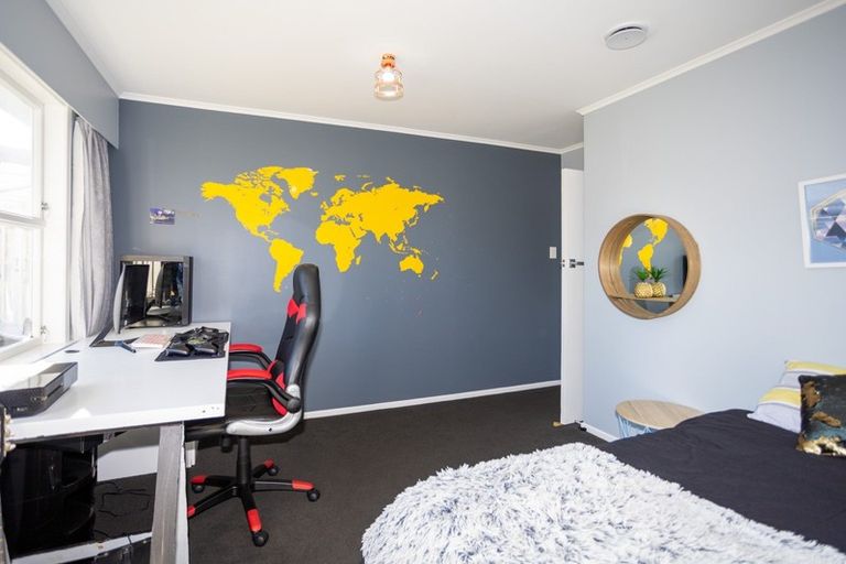 Photo of property in 18 Eaton Crescent, Otamatea, Whanganui, 4500