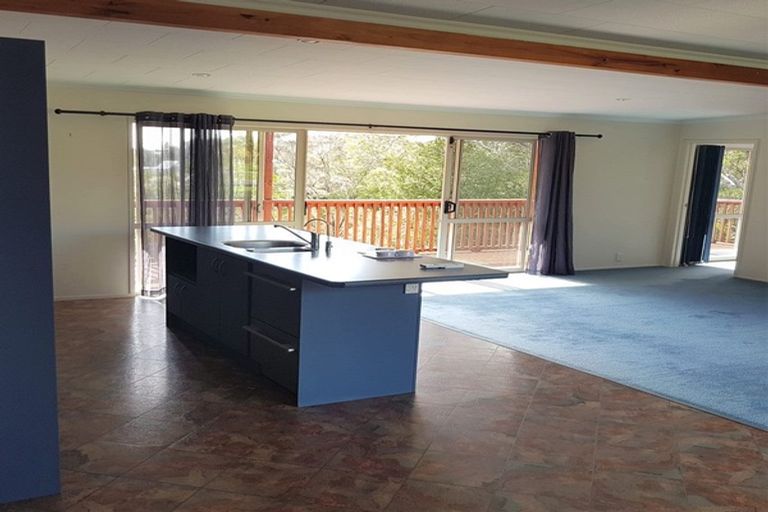 Photo of property in 10 Hihitahi Rise, Paihia, 0200