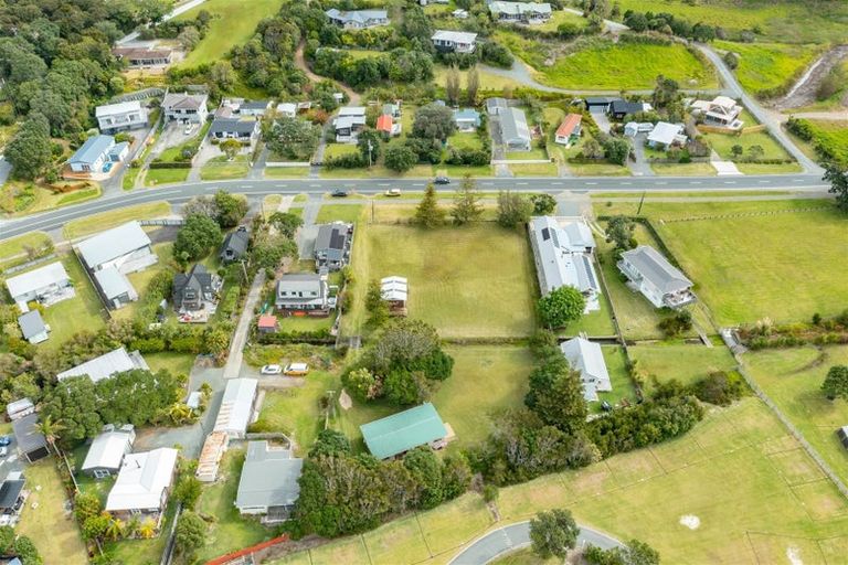 Photo of property in 829 Cove Road, Waipu, 0582