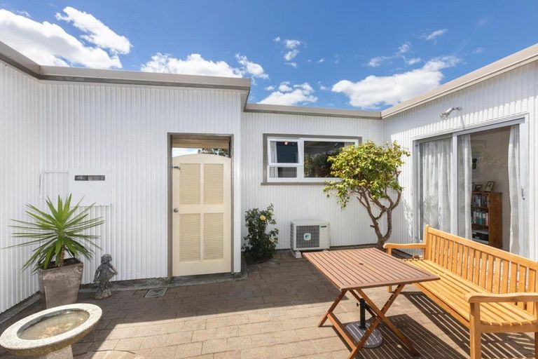 Photo of property in 20 Spinnaker Drive, Whitby, Porirua, 5024