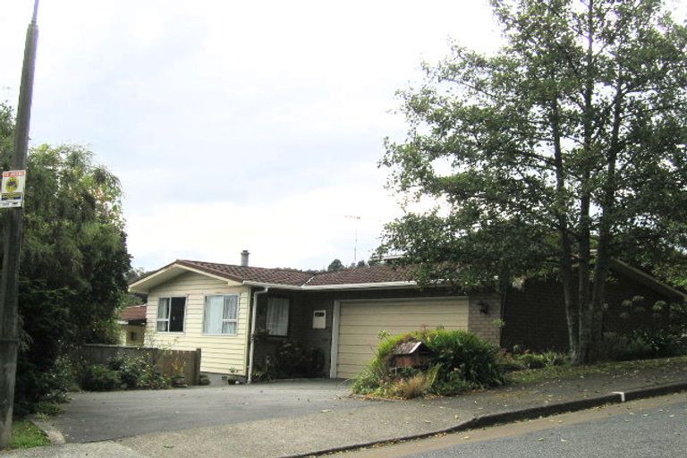 Photo of property in 7 Chichester Drive, Pinehaven, Upper Hutt, 5019