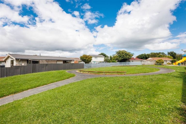 Photo of property in 11 Waltham Court, Cloverlea, Palmerston North, 4412