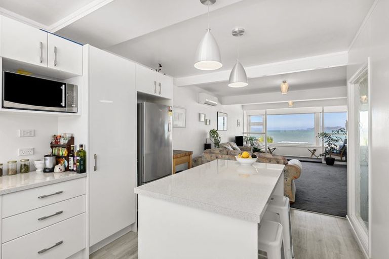 Photo of property in 1 Aurora Street, Petone, Lower Hutt, 5012