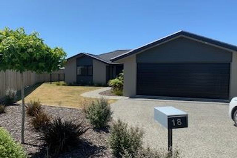 Photo of property in 18 Cupola Crescent, Richmond, 7020