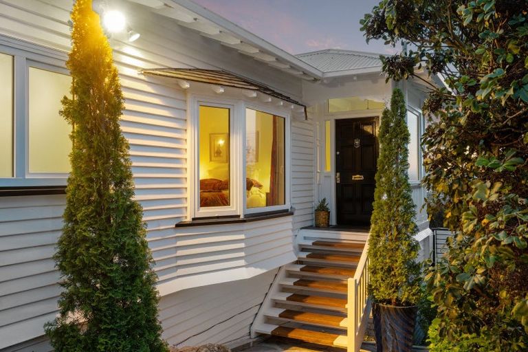 Photo of property in 119a Hackthorne Road, Cashmere, Christchurch, 8022