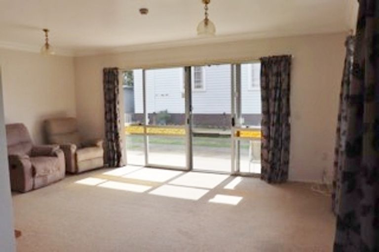 Photo of property in 111a Hakanoa Street, Huntly, 3700