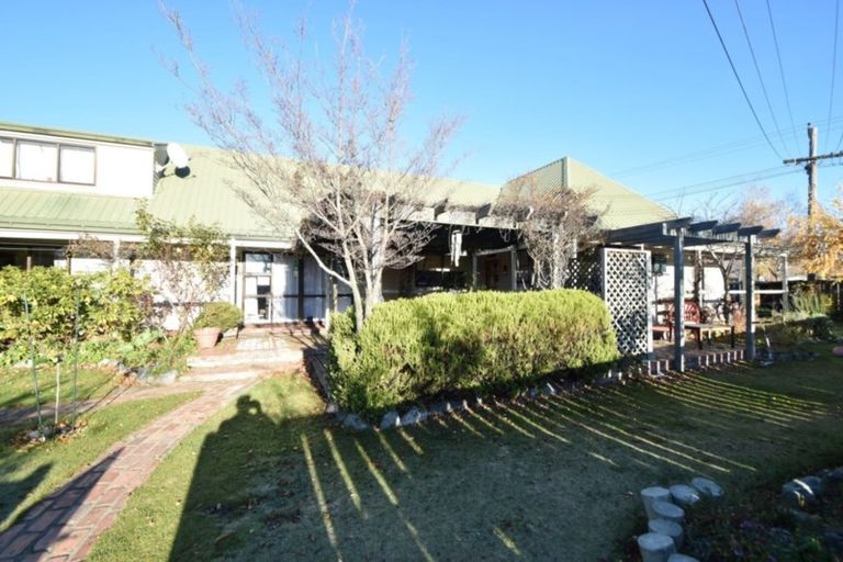 Photo of property in 32 Mackenzie Drive, Twizel, 7901