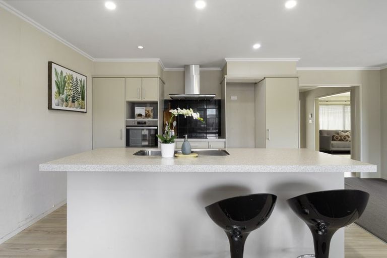 Photo of property in 1 Carroll Place, Owhata, Rotorua, 3010