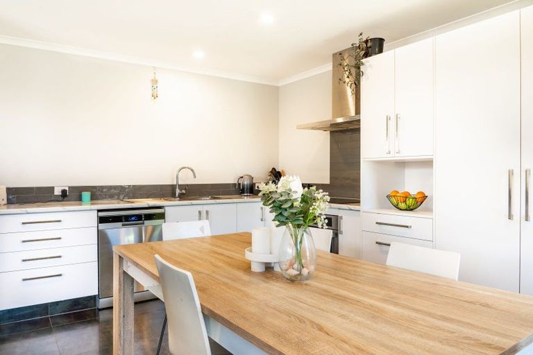 Photo of property in 20 Union Drive, Papamoa, 3118