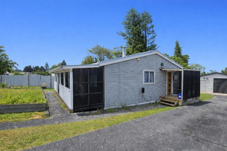Photo of property in 16 Esk Crescent, Tokoroa, 3420