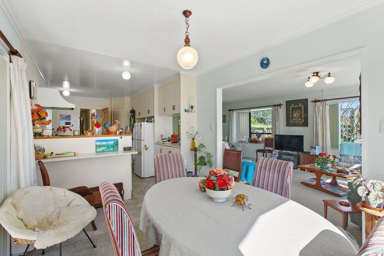 Photo of property in 53 Mcfarlane Street, Oakura, 4314