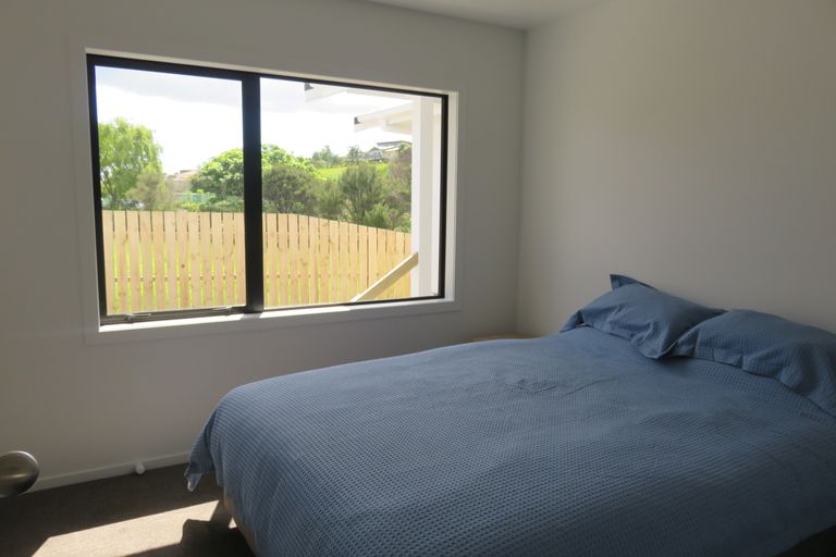 Photo of property in 19 Pohutukawa Drive, Cable Bay, 0420