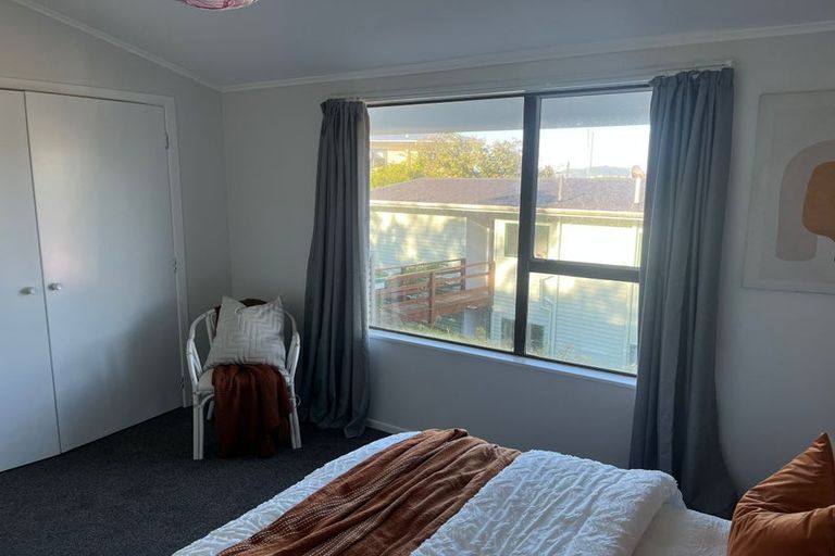 Photo of property in 2 Anzia Way, Johnsonville, Wellington, 6037