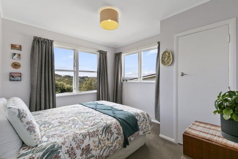 Photo of property in 41 Priscilla Crescent, Kingston, Wellington, 6021