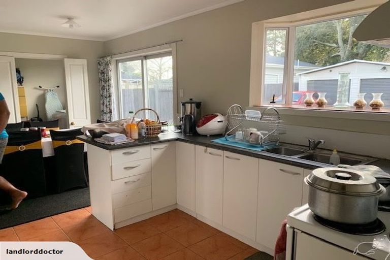 Photo of property in 18 Mcannalley Street, Manurewa East, Auckland, 2102