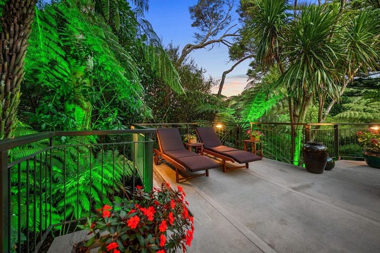 Photo of property in 71a Rangatira Road, Beach Haven, Auckland, 0626